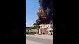 تصاعد ألسنة اللهب