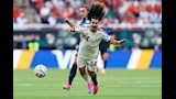 مباراة أوروجواي وإسبانيا