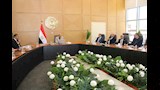 خلال الاجتماع