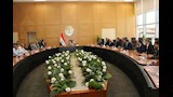 خلال الاجتماع