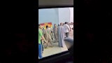 تجمع الأهالي في موقع الحادث