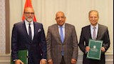 توقيع بروتوكول تعاون بين الشركة القابضة لكهرباء مصر وشركة اتصالات مصر (1)