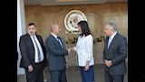محافظ السويس يستقبل السفيرة نبيلة مكرم