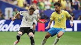 خلال مباراة البرازيل واليابان 