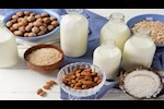 "حليب اللوز" أبرزها.. بدائل الحليب لتحسين صحة القلب والأوعية الدموية
