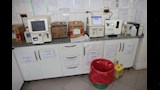 المحافظ يتفاجئ يغيابات بلغت 75 عاملاً