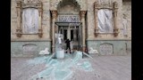 تعرض معالم إيران الأثرية لأضرار (15)