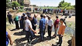 محافظ أسيوط يتفقد موقع حادث سقوط تروسيكل يقل أطفالًا بترعة جنابية صدفا ويتا (12)