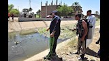 محافظ أسيوط يتفقد موقع حادث سقوط تروسيكل يقل أطفالًا بترعة جنابية صدفا ويتا