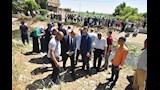 محافظ أسيوط يتفقد موقع حادث سقوط تروسيكل يقل أطفالًا بترعة جنابية صدفا ويتا (13)