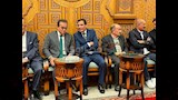 خالد يوسف وحمدي الوزير يشاركان في عزاء الدكتور عمرو حلمي (7)