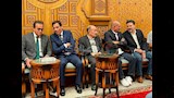 خالد يوسف وحمدي الوزير يشاركان في عزاء الدكتور عمرو حلمي (9)