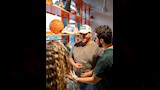 نور النبوي ينشر صورا من افتتاح مشروعه الجديد بحضور أصدقائه (3)