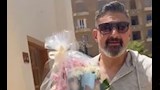 بالفيديو- ياسر جلال في زيارة لنجوم الفن داخل دار إقامة ورعاية كبار الفنانين