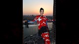 تارا عماد بمكياج هادئ