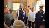 محافظ أسيوط يتفقد محطة المياه الارتوازية بقرية المعصرة ويطمئن على كفاءة التشغيل وجودة المياه المنتجة (10)