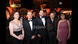 عماد زيادة مع ضيوف حفل زفاف ابنة شقيقه (4)