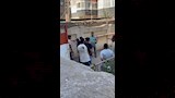 تفتيش طلاب الإعدادية قبل أداء امتحان العربي