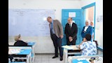 محافظ الإسكندرية يتفقد امتحانات الشهادة الإعدادية (16)