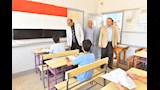 محافظ أسيوط يتفقد لجان امتحانات الشهادة الإعدادية بمدرستي ناصر الثانوية العسكرية ون (5)
