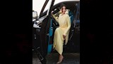 درة تخطف الانظار داخل سيارتها (1)