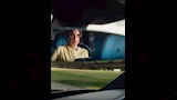 درة تخطف الانظار داخل سيارتها (3)
