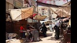 تمهيدًا للتطوير.. إزالة التعديات والعشش من سوق بهتيم بشبرا الخيمة - صور