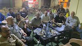خلال مشاهدة المباراة