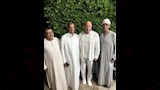 الخطيب مع أفراد عائلة شيخ الأزهر