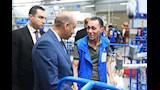 وزير العمل يتفقد مصنع ليوني ببدر (8)