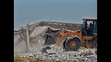 إزالة بناء مخالف في الإسكندرية 