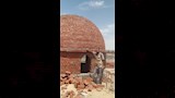 قبطي بالمنيا يبدع في بناء قباب المساجد (1)