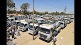 محافظ أسيوط يتفقد اصطفاف معدات المحافظة للتأكد من جاهزيتها لمواجهة الطوارئ والأزمات (7)