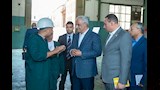 وزير الانتاج الحربي خلال تفقد مصنع حلوان للصناعات الهندسية (3)