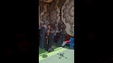 أسر ضحايا حادث تروسيكل أبوتيج تتلقى العزاء (16)