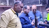 ضبط 4 أطنان لحوم غير صالحة للاستهلاك الآدمي داخل مصنع بمدينة العبور - صور