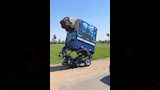 تصادم ملاكي وتوكتوك في بني سويف