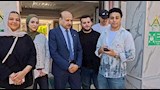 طلاب بجامعة بنها يصنعون نظارة ذكية تقرأ العملات وتكشف الطرق للمكفوفين (1)