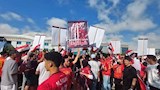 في حب الأبطال.. حشود جماهيرية أمام مطار العلمين انتظارا لوصول منتخب مصر -فيديو