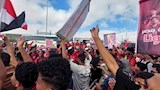 الجماهير تشعل محيط مطار العلمين بالأهازيج الشعبية  (4)