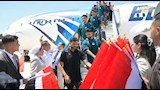 بالأعلام والهتافات.. لحظة استقبال لاعبي منتخب مصر في مطار العلمين