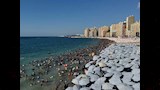 إقبال غير مسبوق على شواطئ الإسكندرية (4)