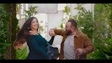 أحمد السقا وياسمين عبد العزيز في كواليس فيلم خلي بالك من نفسك