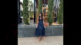 اختارت ريم تسريحة الشعر المنسدلة على الجانبين 