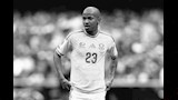 منتحرا.. وفاة لاعب جنوب أفريقيا بعد أيام من مشاركته في كأس العالم