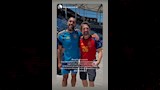 خافيير باردم مع مهاجم منتخب إسبانيا