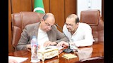محافظ المنيا يناقش مع النواب طلبات المواطنين (2)