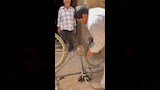 الأهالي يطلبونه هاتفيًا