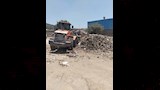 جولة ميدانية لمحافظ الجيزة لمراجعة تراخيص البناء وغلق المخالفات بالأحياء (7)