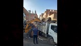 جولة ميدانية لمحافظ الجيزة لمراجعة تراخيص البناء وغلق المخالفات بالأحياء (12)
